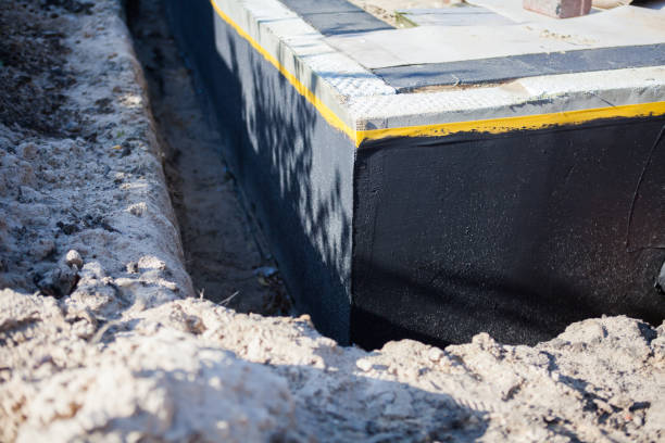 Professional Vapor Barrier Installation technician working in Williamstown, KY